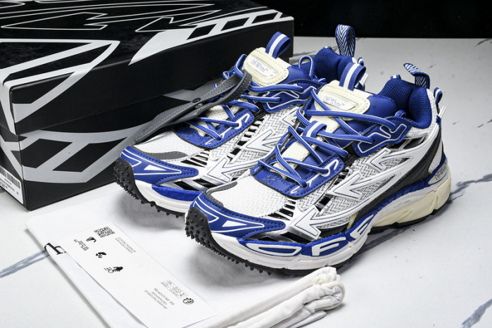 Off-White c/o Virgil Abloh