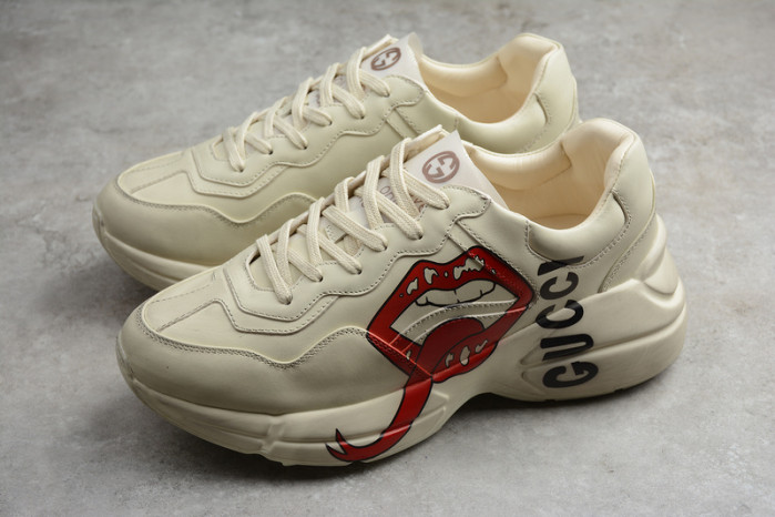 g*u*i ace embroidered low-top sneaker e2279
