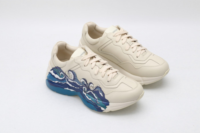g*u*i ace embroidered low-top sneaker e2291