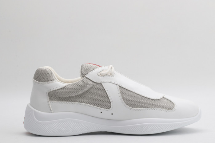 pra*a sneaker p018