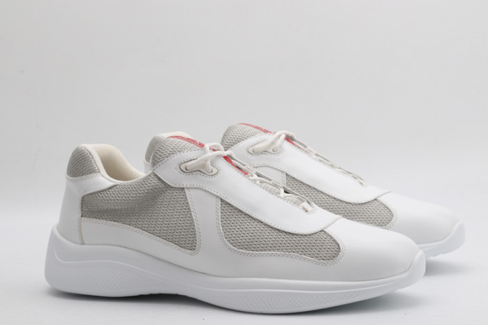 pra*a sneaker p018