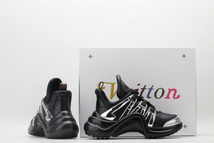 l0vt sneakers