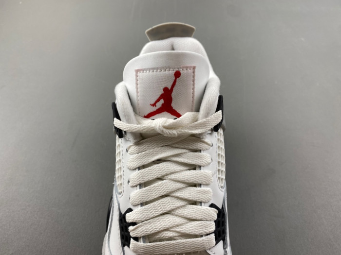 Air Jordan 4 "White Cement" 2025 FV5029-100