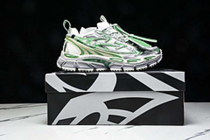 Off-White c/o Virgil Abloh