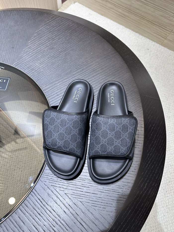g*u*i sandals d06659