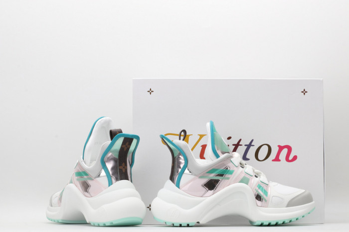 l0vt sneakers