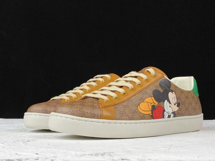 g*u*i ace embroidered low-top sneaker e2273