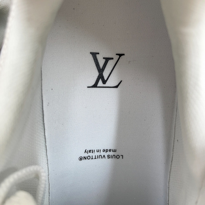 l0vt sneakers