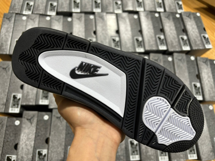 Air Jordan 4 Retro OG SP 