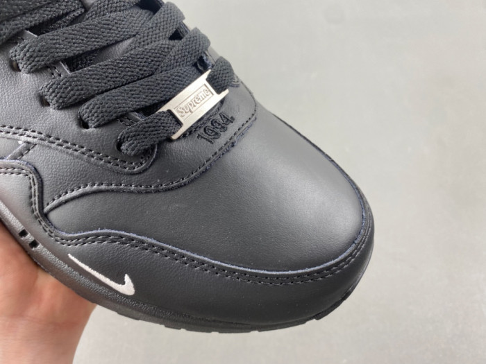 S*p*e x Nike Air Max 1 Black HF8813-001
