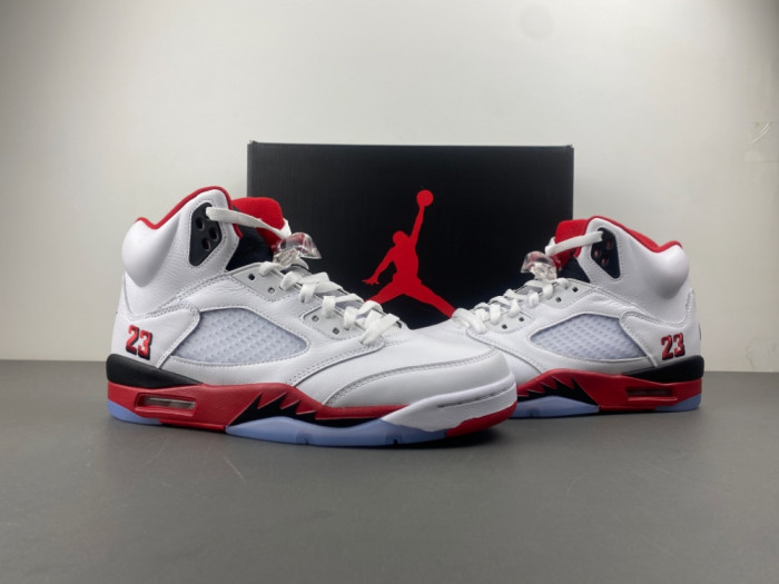 Air Jordan 5 Fire Red Black Tongue 2025 HQ7978-101
