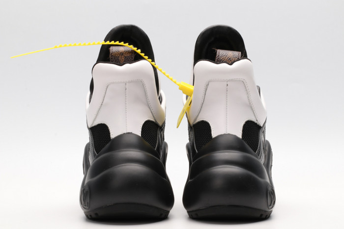 l0vt sneakers