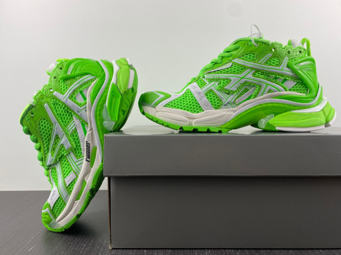 Ba*len*cia*ga runner w3rbm 3590