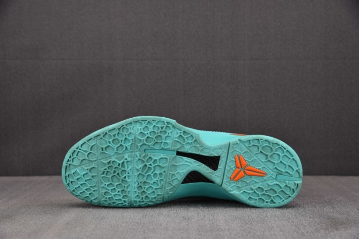 Jalen Brunson x Nike Kobe 6 Protro “Statue of Liberty” IQ5774-300