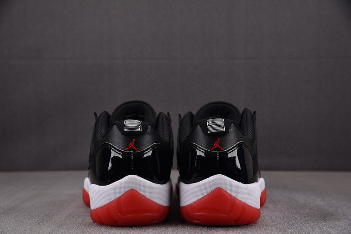 Air Jordan 11 Retro Low Bred FV5104-006