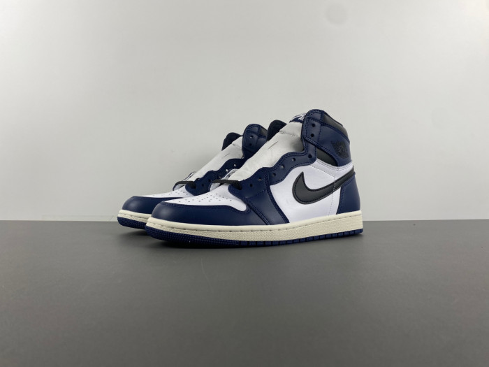 Air Jordan 1 High OG “Midnight Navy” DZ5485-401