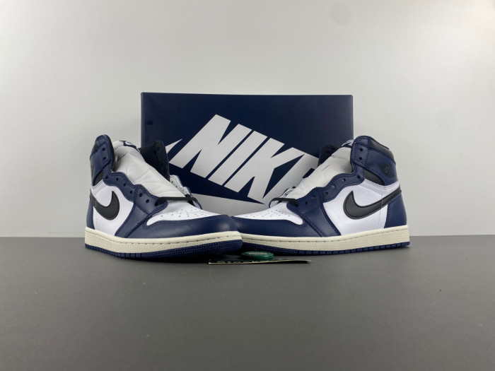 Air Jordan 1 High OG “Midnight Navy” DZ5485-401