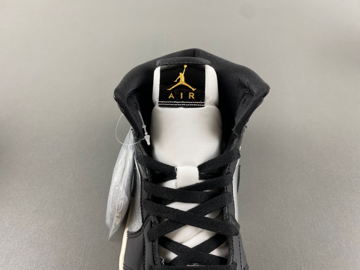 Air Jordan 1 Mid SE FZ39380-001