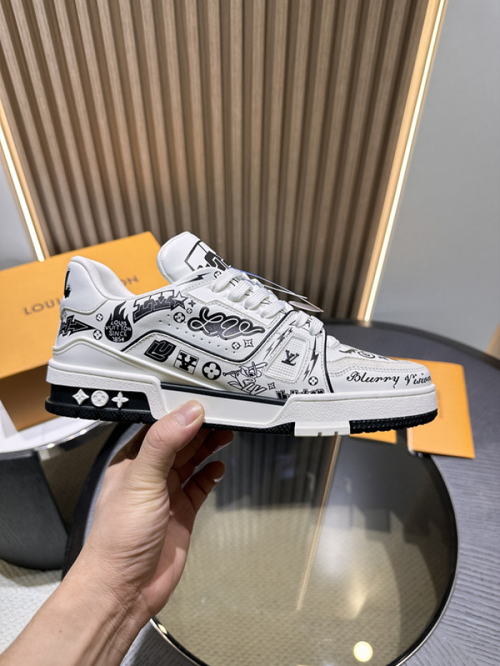 l0vt sneakers