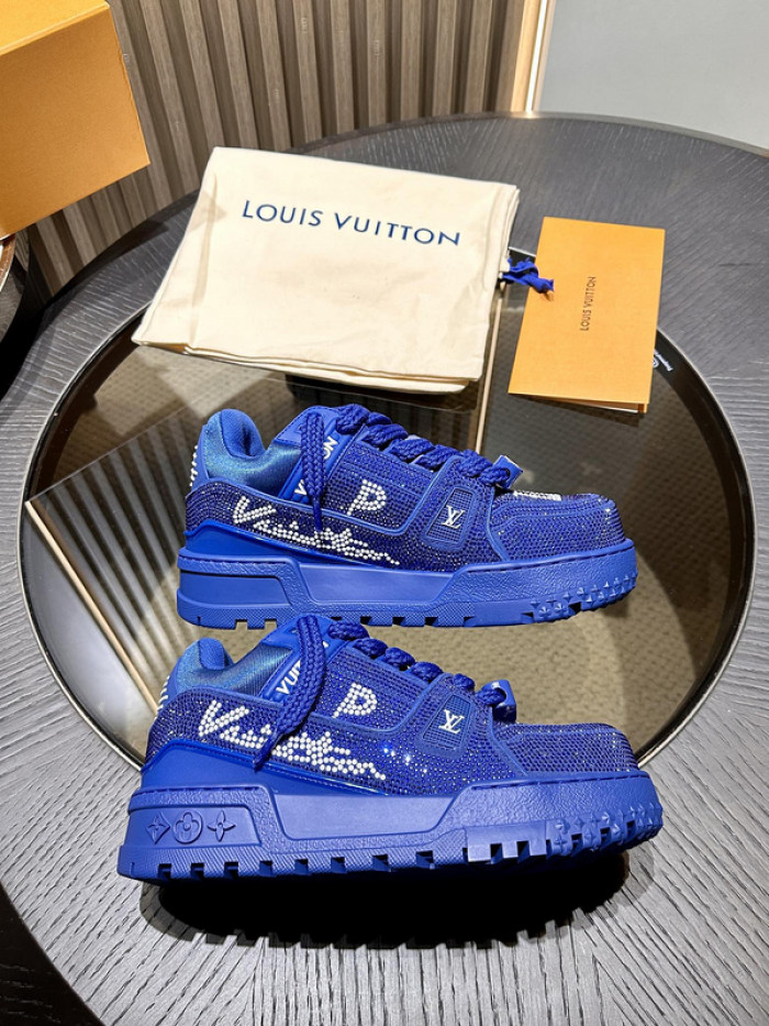 l0vt maxx sneakers