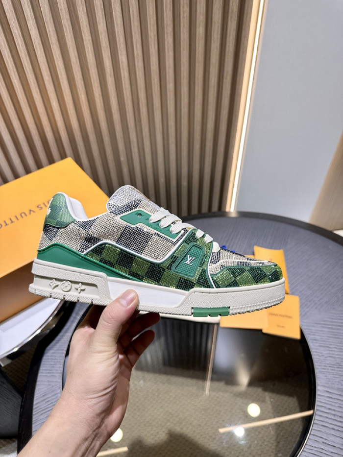 l0vt sneakers