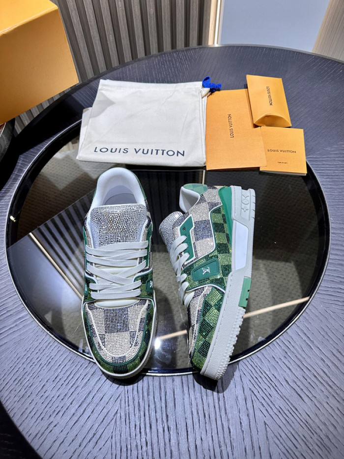 l0vt sneakers