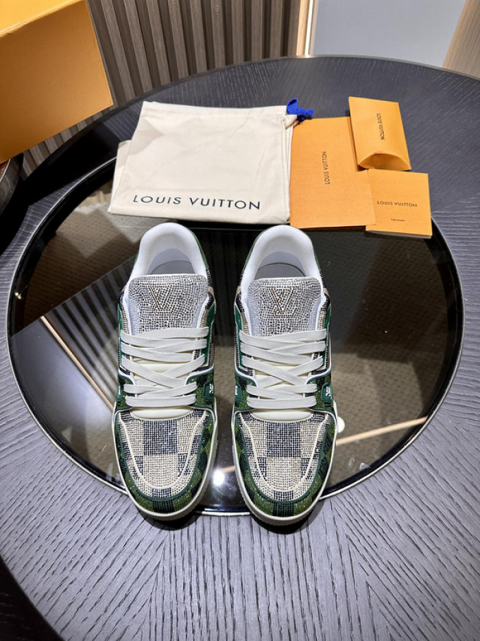l0vt sneakers