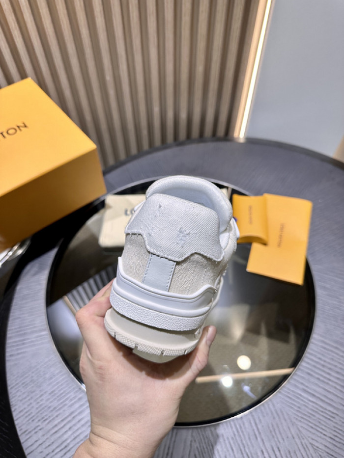 l0vt sneakers