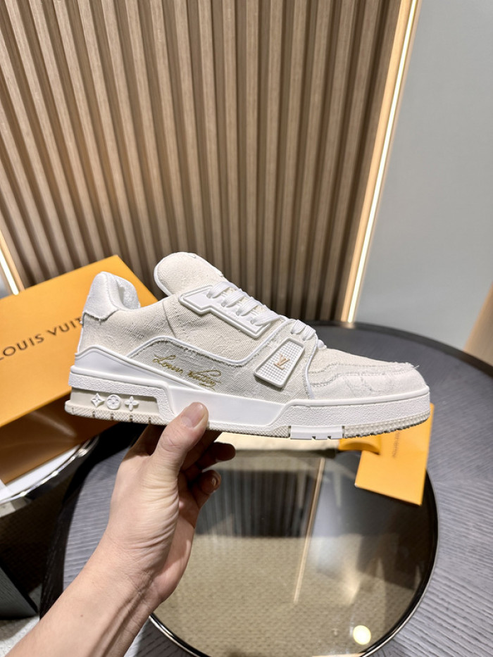 l0vt sneakers