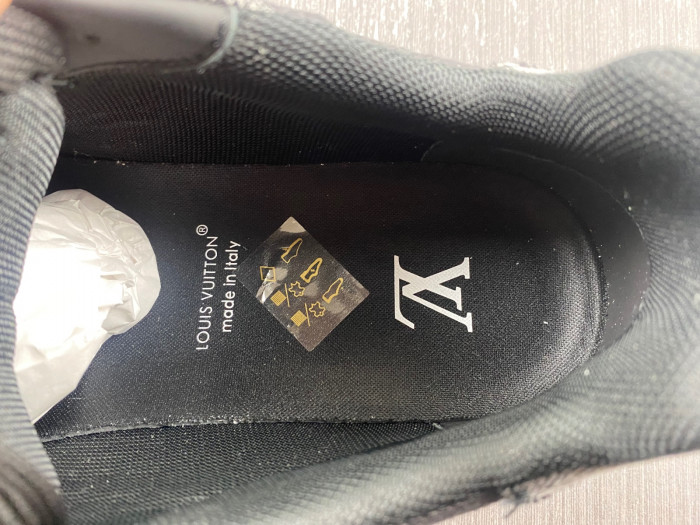 l0vt sneakers