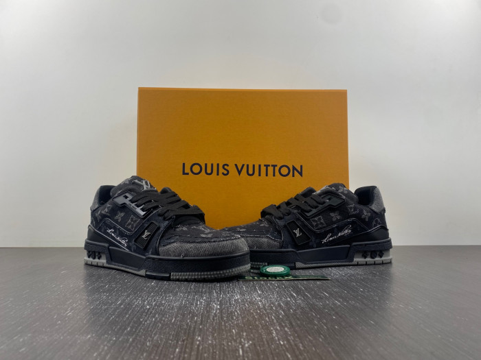 l0vt sneakers