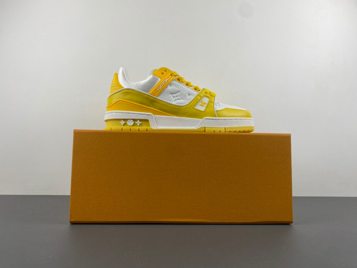 l0vt sneakers