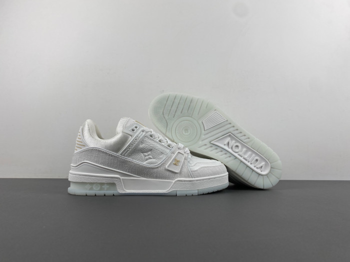 l0vt sneakers