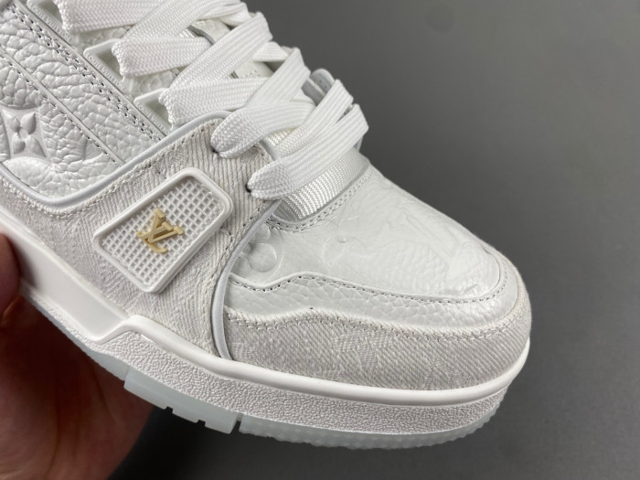l0vt sneakers