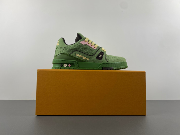 l0vt sneakers