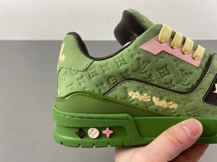l0vt sneakers