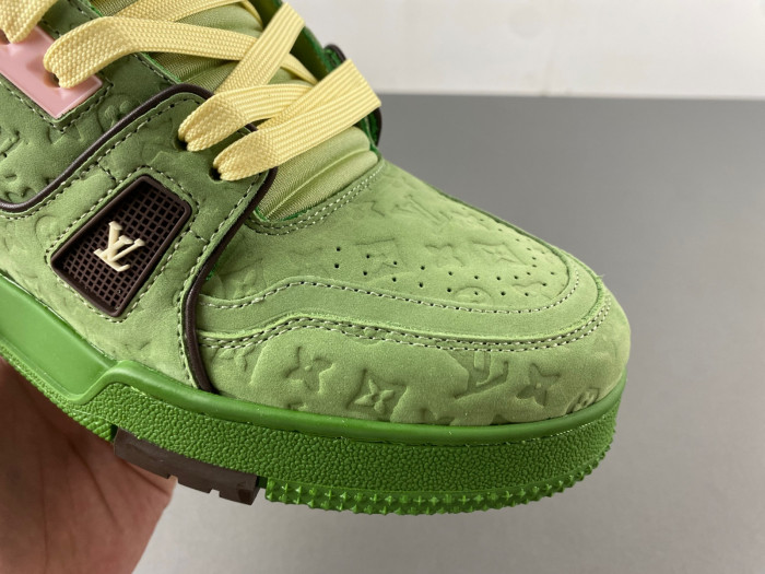 l0vt sneakers