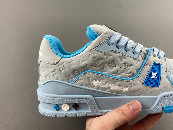 l0vt sneakers