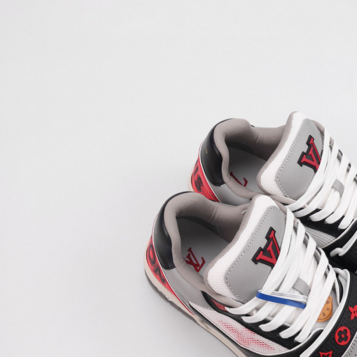 l0vt sneakers