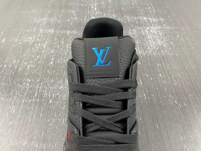 l0vt sneakers