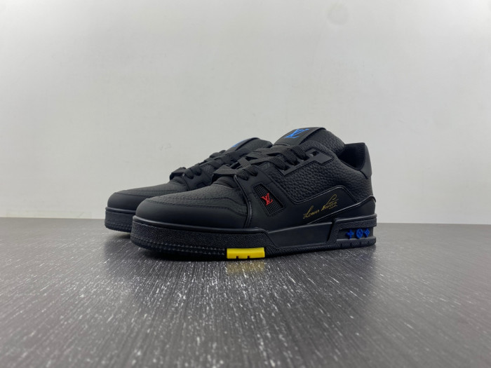 l0vt sneakers