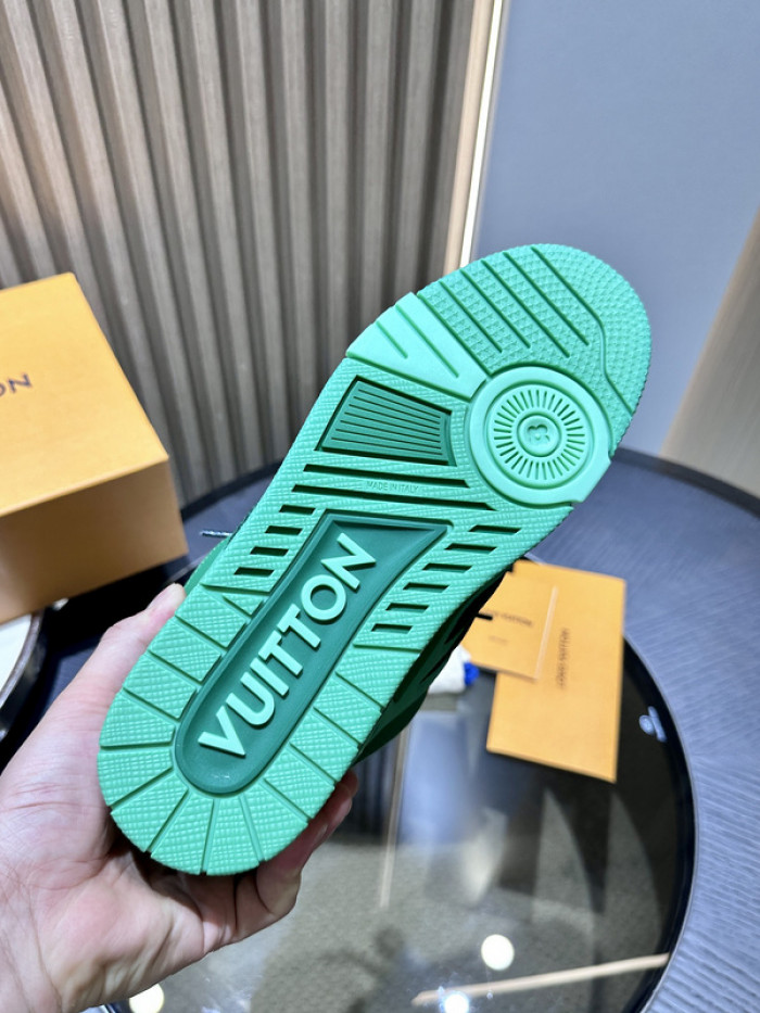 l0vt sneakers
