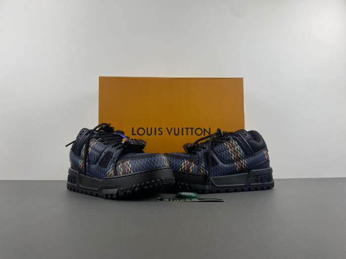 l0vt sneakers