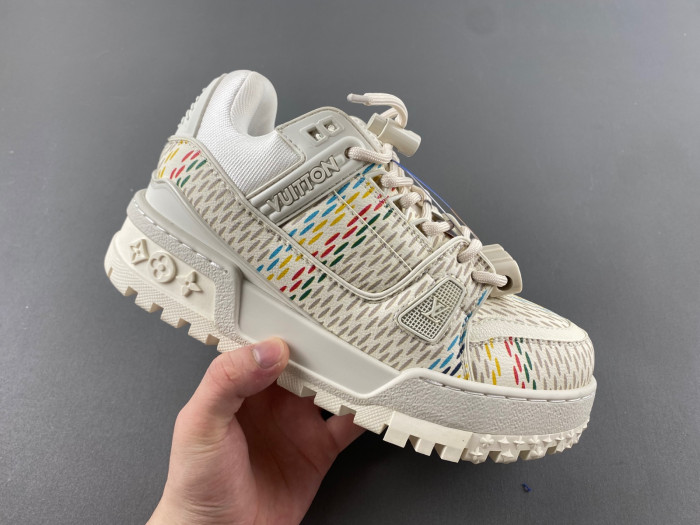 l0vt sneakers