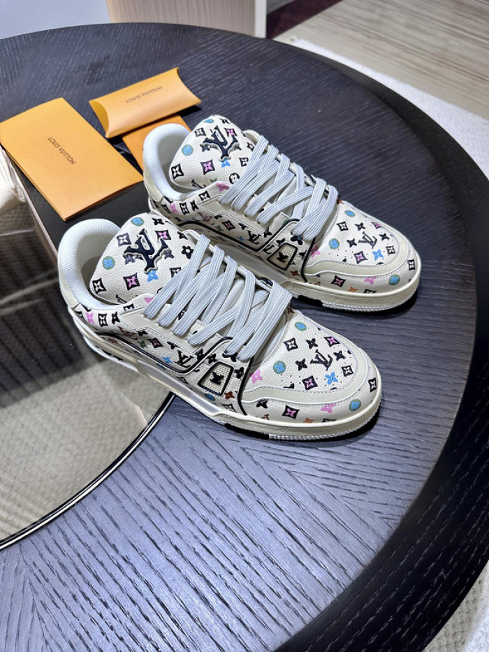 l0vt sneakers
