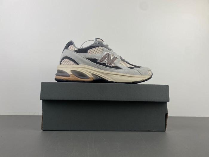 New Balance M2010GRY