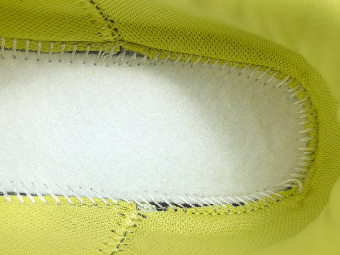 Bo*te*ga Ve*ne*ta BV047