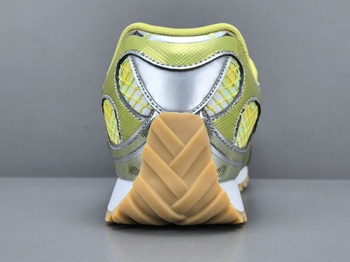 Bo*te*ga Ve*ne*ta BV047