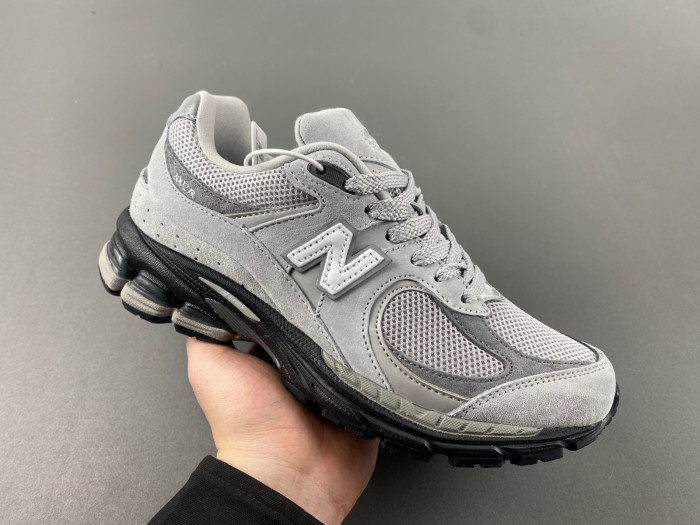 New Balance M2002RC1