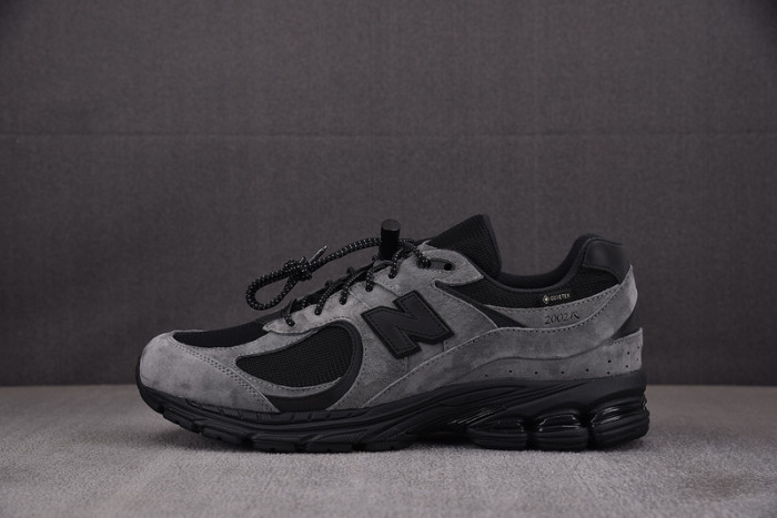 New Balance M2002RXZ